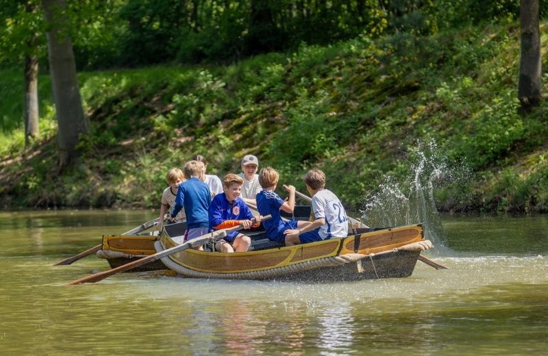 De bergen roeivijver 6